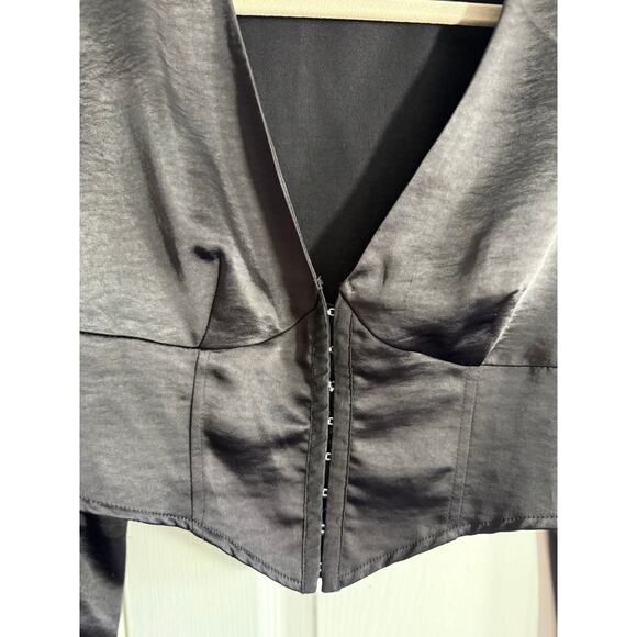 Forever 21 Black Satin Corset Style Long Sleeve Top Size Medium - Picture 3 of 5